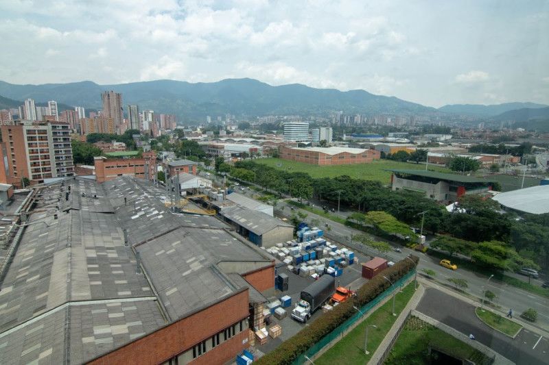 Oficina en venta Antioquia Sabaneta Las Casitas 37 m2 Habitaciones 0 Baños 1 Garajes 1 Precio $320000000