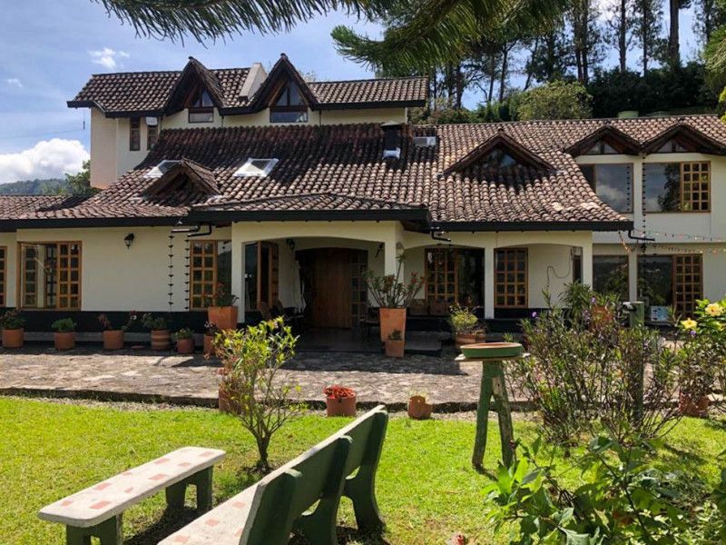 Finca en venta Antioquia Guarne San Francisco 454 m2 Habitaciones 4 Baños 5 Garajes 1 Precio $3000000000