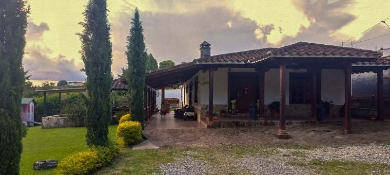 Finca en venta Antioquia El Carmen De Viboral La Alhambra 400 m2 Habitaciones 3 Baños 5 Garajes 2 Precio $1325000000