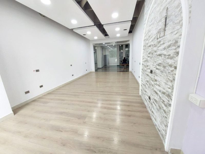 Local en arriendo Antioquia Medellín Urbanizacion Santa Maria De Oviedo 35 m2 Habitaciones 0 Baños 0 Garajes 1 Precio $5455942