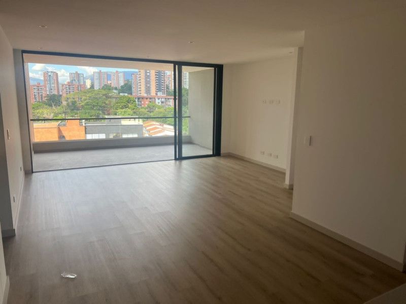 Apartamento en venta Antioquia Envigado La Inmaculada 128 m2 Habitaciones 3 Baños 4 Garajes 2 Precio $1100000000