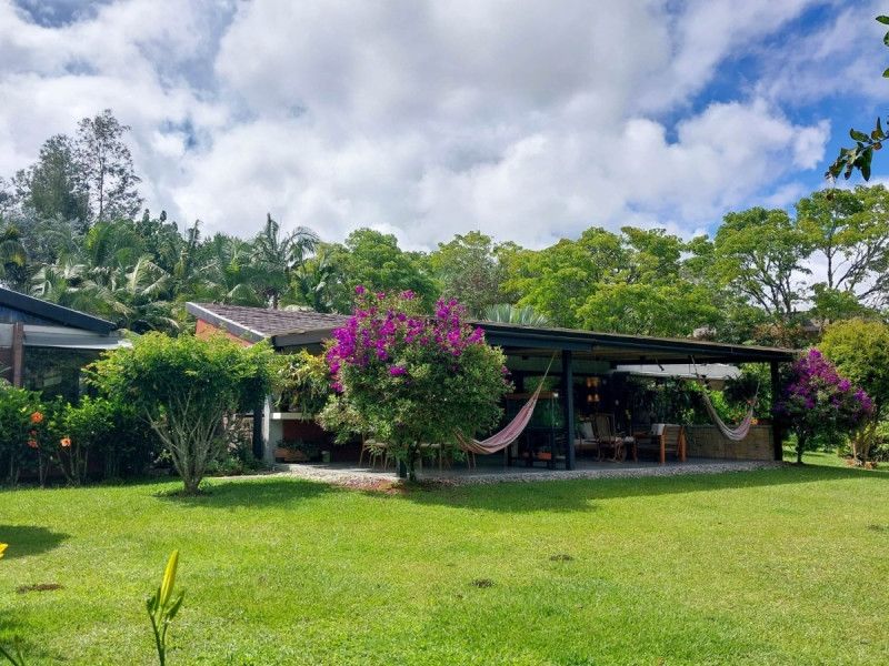 Casa en venta Antioquia El Carmen De Viboral La Alhambra 268 m2 Habitaciones 2 Baños 3 Garajes 2 Precio $1900000000