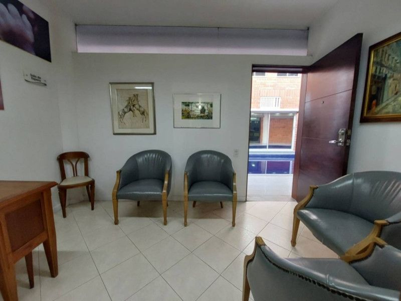 Oficina en arriendo Antioquia Medellín Urbanizacion Santa Maria De Oviedo 45 m2 Habitaciones 0 Baños 1 Garajes 1 Precio $4800000