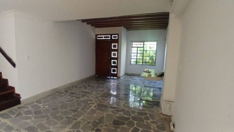 Casa en arriendo Antioquia Medellín Santa Teresita 600 m2 Habitaciones 6 Baños 5 Garajes 2 Precio $10000000