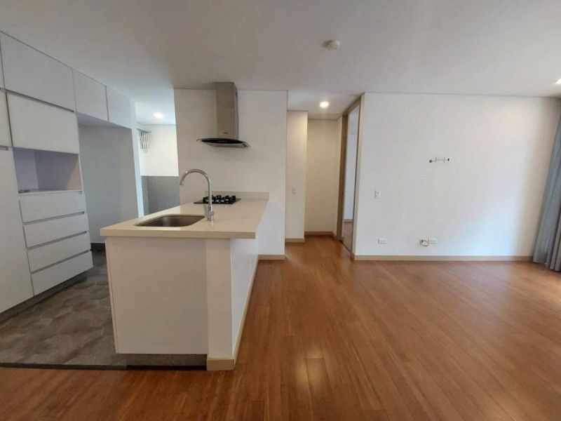 Apartamento en arriendo Antioquia Medellín El Diamante No2 71 m2 Habitaciones 2 Baños 2 Garajes 1 Precio $4700000