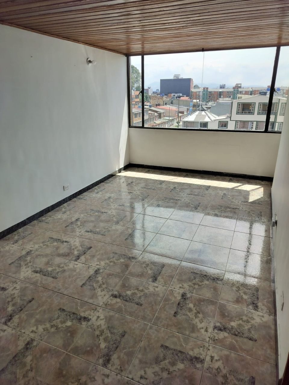 Apartamento en venta Cundinamarca Bogotá Florida Blanca Norte 57 m2 Habitaciones 3 Baños 1 Garajes 1 Precio $279000000
