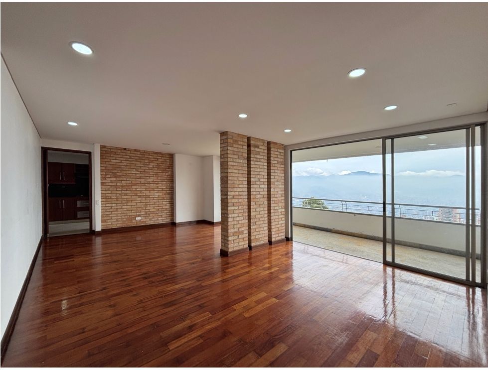 Apartamento en venta Antioquia Medellín El Tesoro 171 m2 Habitaciones 4 Baños 3 Garajes 2 Precio $1550000000