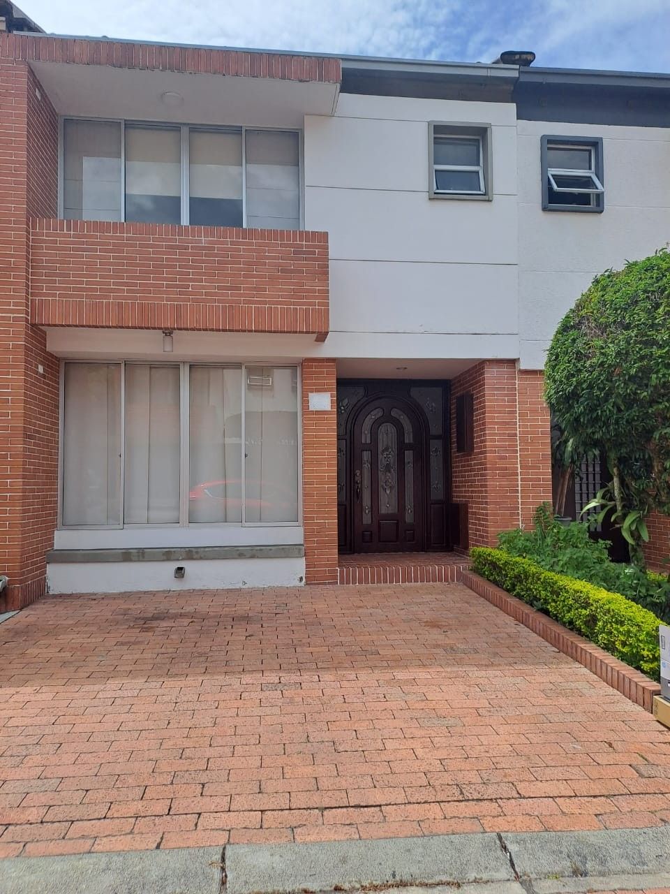 Casa en venta Tolima Ibagué Cn Ronda Del Vergel 151 m2 Habitaciones 4 Baños 4 Garajes 1 Precio $680000000