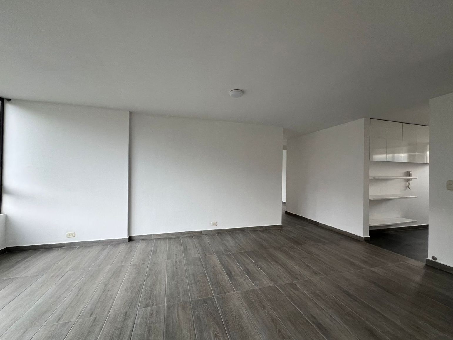 Apartamento en arriendo Antioquia Medellín San Lucas 90 m2 Habitaciones 2 Baños 2 Garajes 1 Precio $4550000