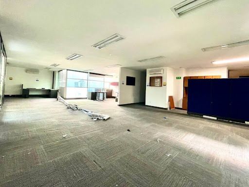 Oficina en arriendo Antioquia Medellín Alejandria 271 m2 Habitaciones 0 Baños 4 Garajes 5 Precio $28455000