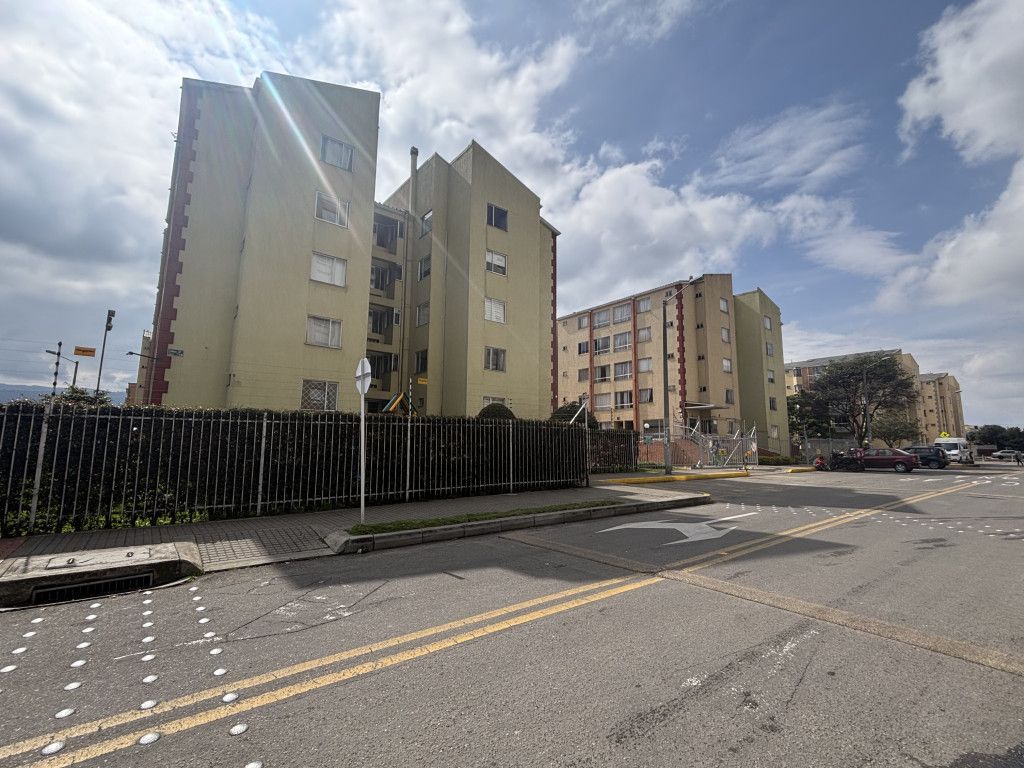 Apartamento en venta Cundinamarca Bogotá Nueva Zelandia 56 m2 Habitaciones 3 Baños 2 Garajes 1 Precio $330000000