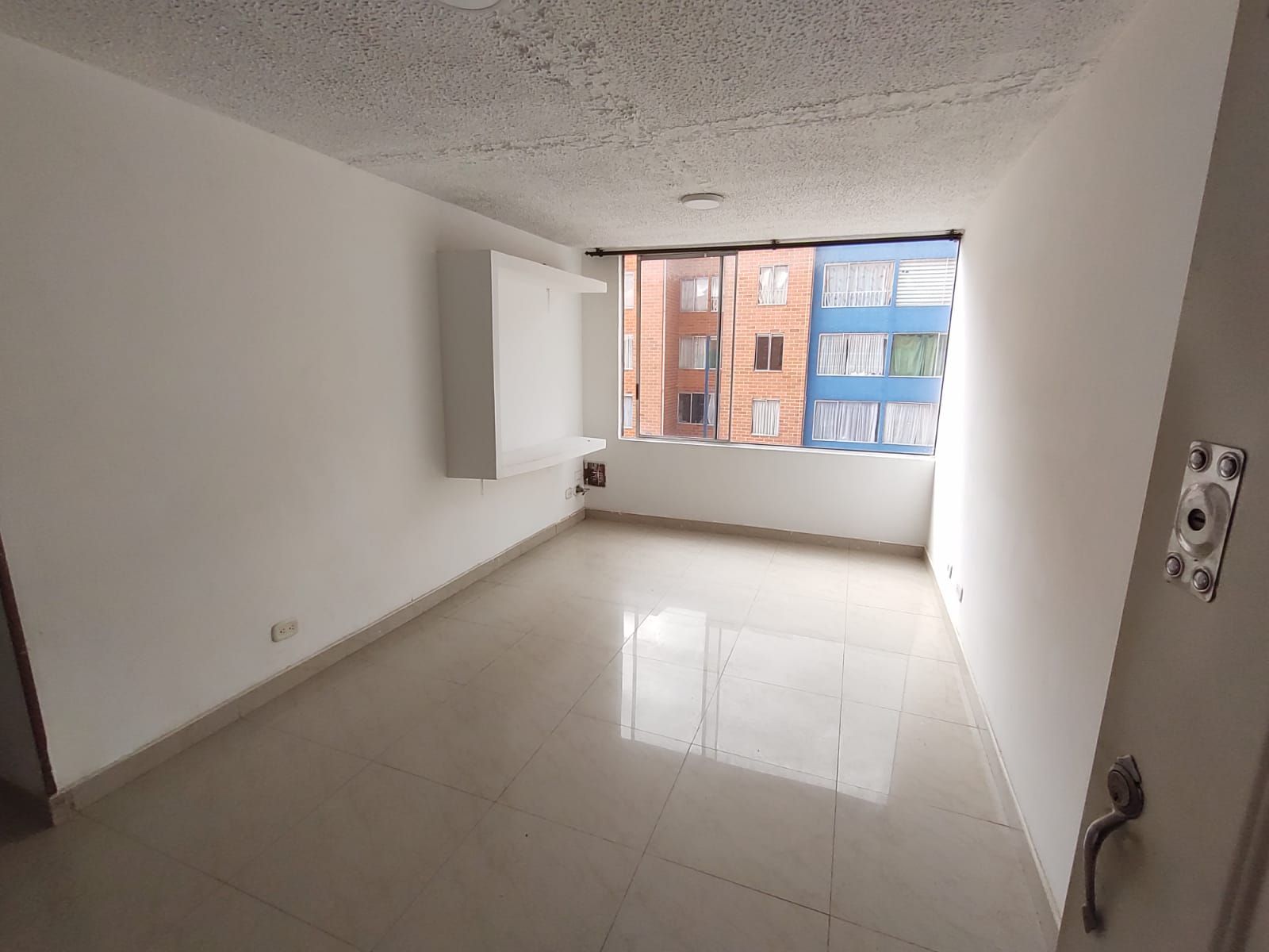 Apartamento en arriendo Cundinamarca Bogotá Los Pantanos 45 m2 Habitaciones 2 Baños 2 Garajes 0 Precio $1100000