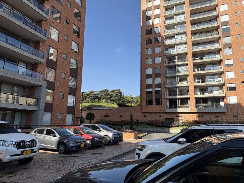 Apartamento en arriendo Cundinamarca Bogotá Casa Blanca Suba 126 m2 Habitaciones 3 Baños 3 Garajes 2 Precio $6620000