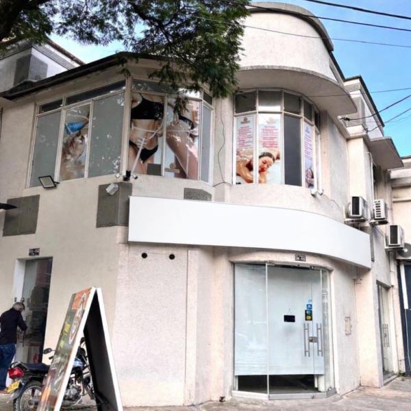Local en venta Valle Del Cauca Cali Granada 213 m2 Habitaciones 0 Baños 5 Garajes 0 Precio $790000000