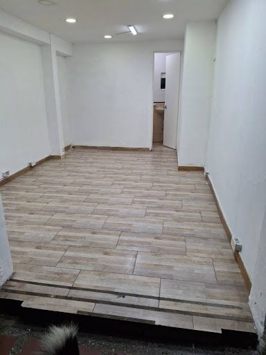 Local en arriendo Antioquia Medellín Simon Bolivar 20 m2 Habitaciones 0 Baños 1 Garajes 0 Precio $2300000