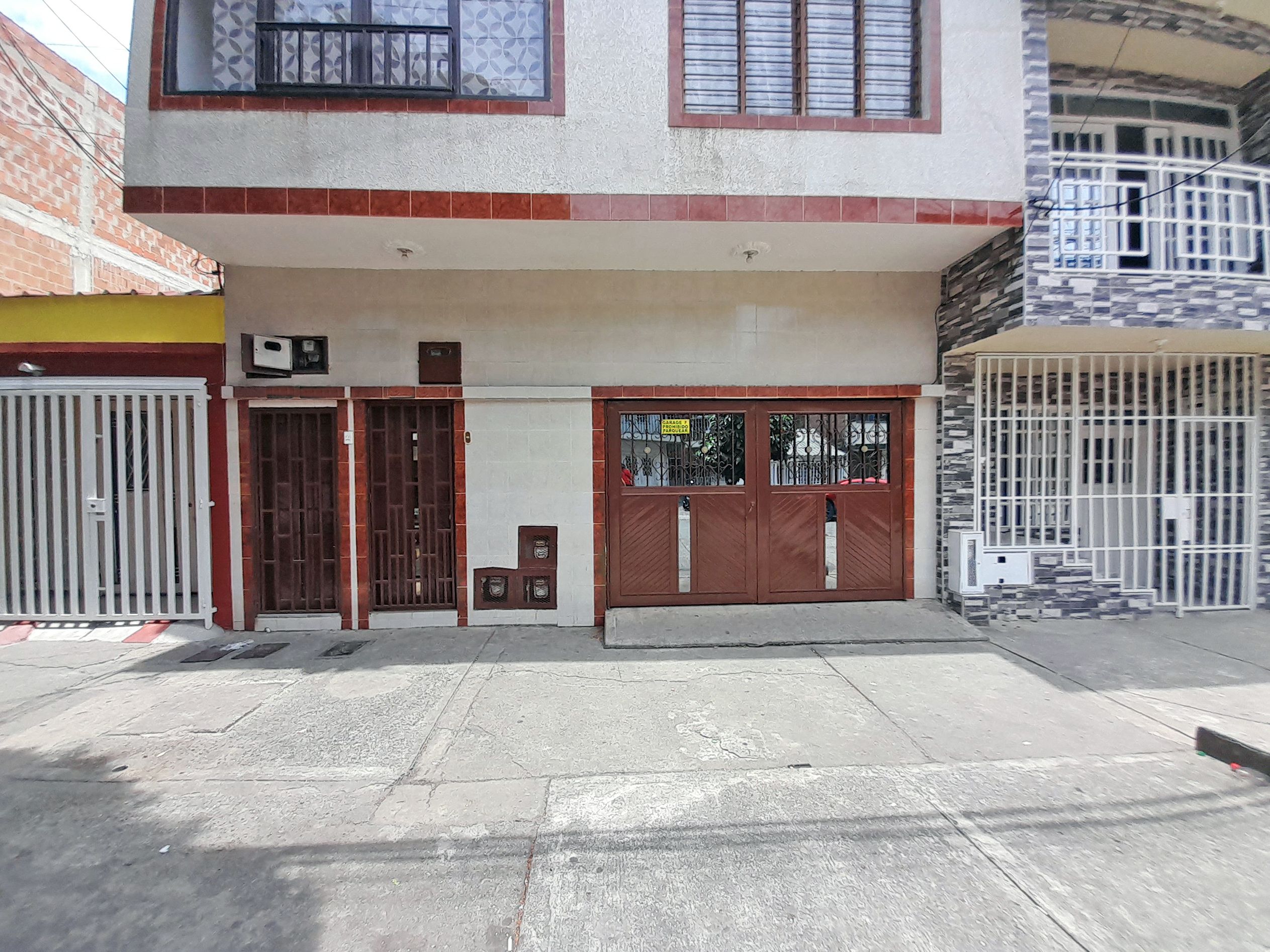 Casa en arriendo Valle Del Cauca Cali Las Acacias 0 m2 Habitaciones 3 Baños 2 Garajes 0 Precio $1000000