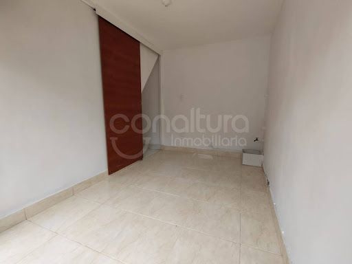 Local en arriendo Antioquia Medellín San Bernardo 15 m2 Habitaciones 0 Baños 1 Garajes 0 Precio $1500000