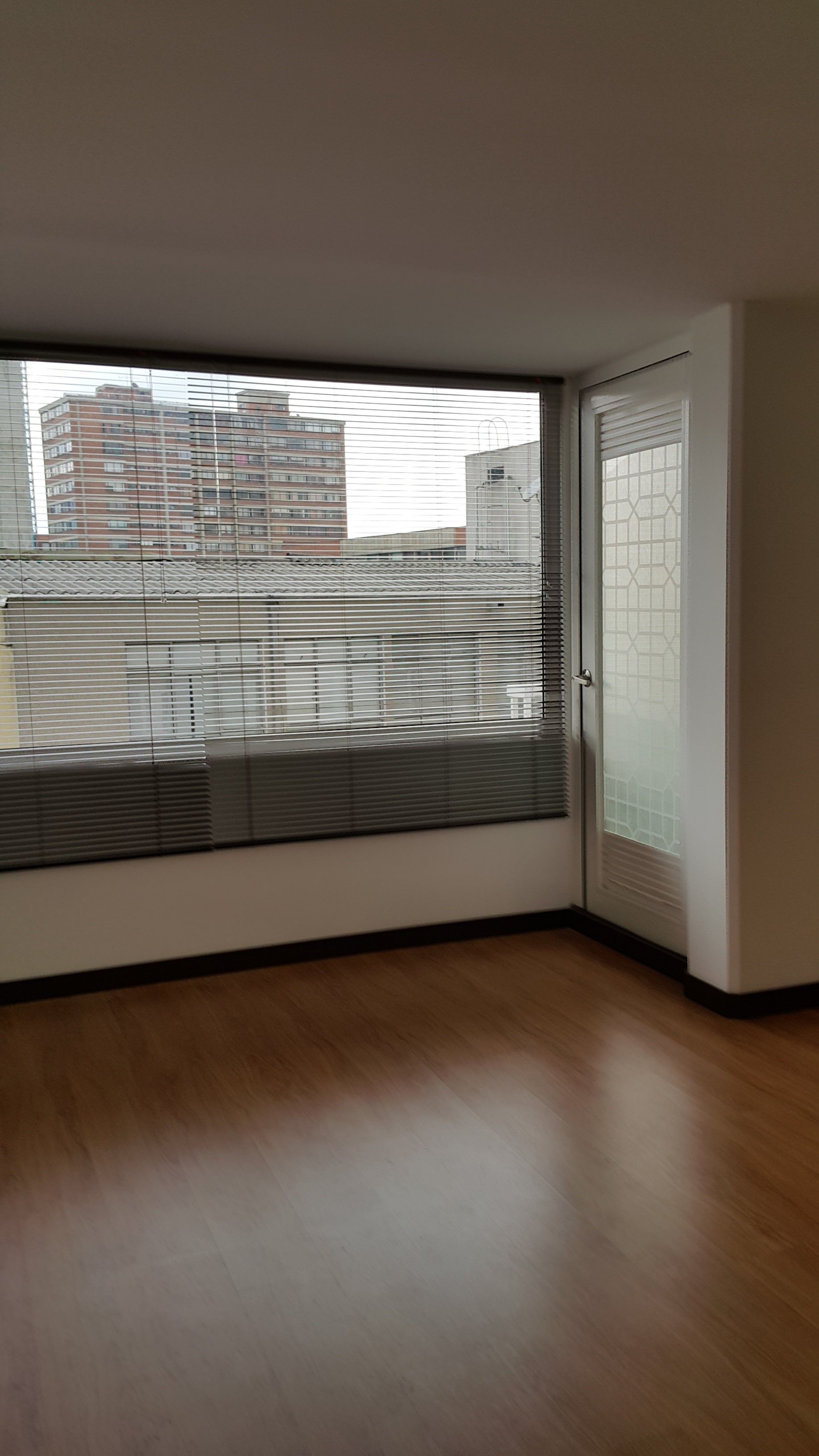 Apartaestudio en arriendo Cundinamarca Bogotá Marly 34 m2 Habitaciones 1 Baños 1 Garajes 1 Precio $1700000