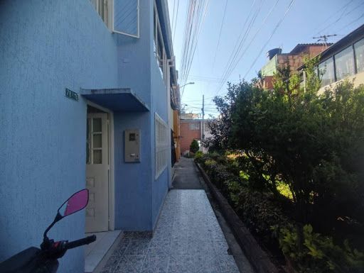 Casa en arriendo Cundinamarca Bogotá Super Manzana 9a 108 m2 Habitaciones 4 Baños 2 Garajes 0 Precio $2000000