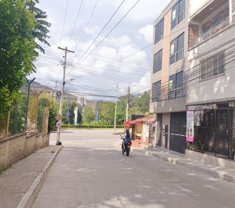 Oficina en arriendo Santander Bucaramanga Garcia Rovira 25 m2 Habitaciones 0 Baños 1 Garajes 12 Precio $1132000