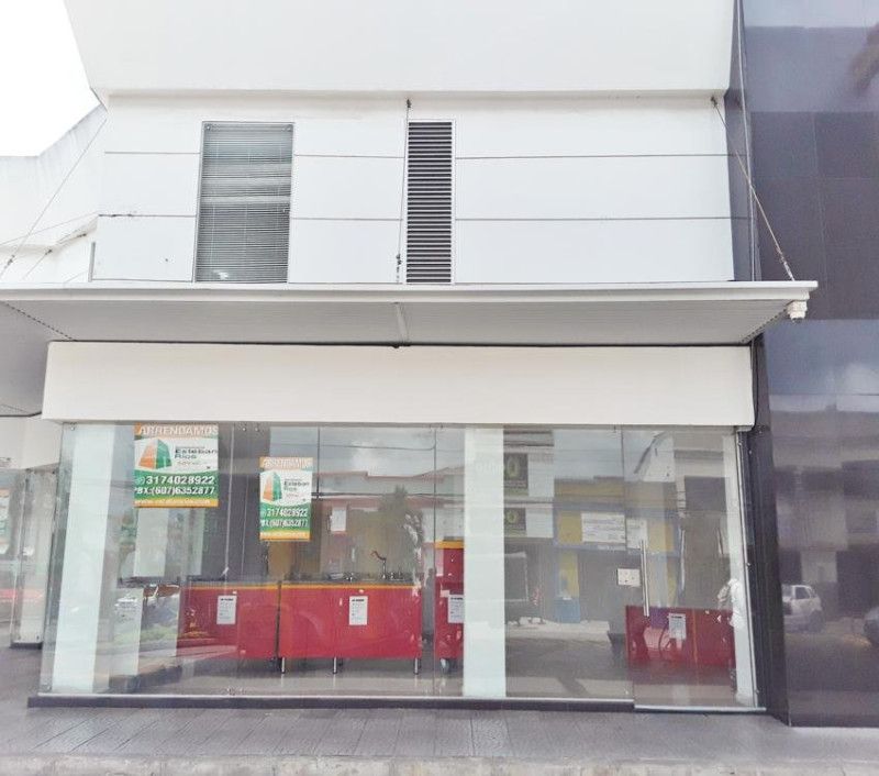 Local en arriendo Santander Bucaramanga Granada 200 m2 Habitaciones 0 Baños 2 Garajes 0 Precio $6000000