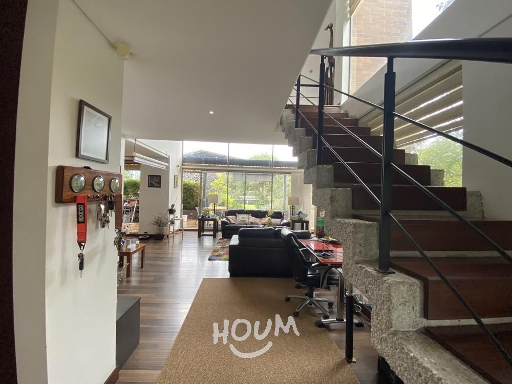 Casa en arriendo Cundinamarca Cota Cota 224 m2 Habitaciones 3 Baños 5 Garajes 4 Precio $9900000