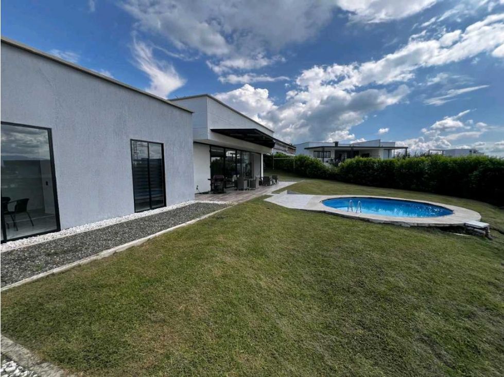 Casa Campestre en venta Risaralda Pereira Pereira 380 m2 Habitaciones 3 Baños 2 Garajes 6 Precio $1300000000