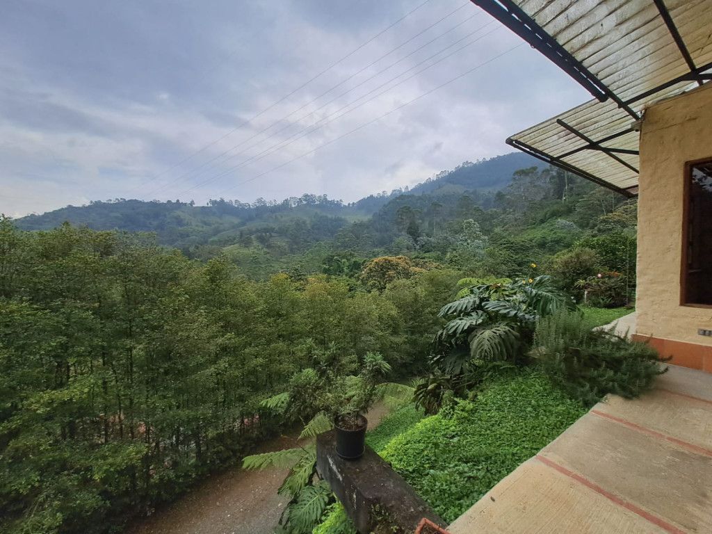 Casa en arriendo Antioquia La Estrella San Isidro 200 m2 Habitaciones 2 Baños 3 Garajes 1 Precio $3700000