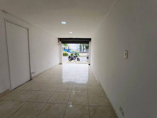 Local en arriendo Antioquia Medellín Campo Amor 10 m2 Habitaciones 0 Baños 1 Garajes 0 Precio $2200000