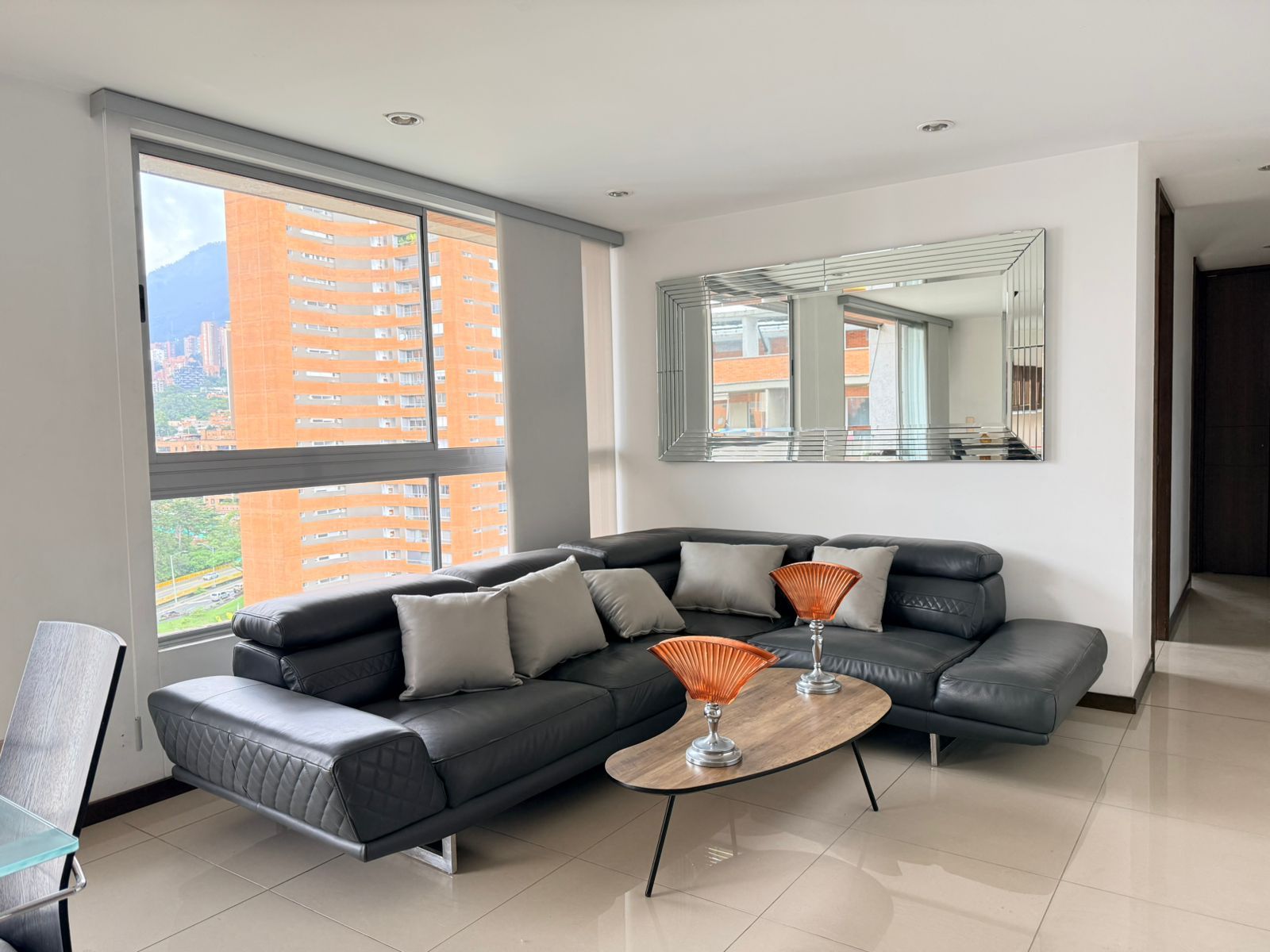 Apartamento en arriendo Antioquia Medellín Los Balsos No 2 116 m2 Habitaciones 3 Baños 3 Garajes 2 Precio $8700000
