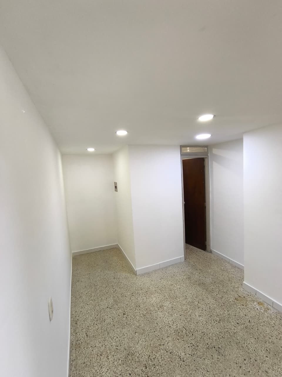Local en arriendo Santander Bucaramanga Mejoras Publicas 30 m2 Habitaciones 0 Baños 1 Garajes 0 Precio $1842000