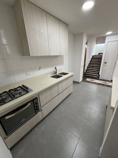 Apartamento en arriendo Antioquia Medellín Laureles 115 m2 Habitaciones 4 Baños 4 Garajes 2 Precio $4800000