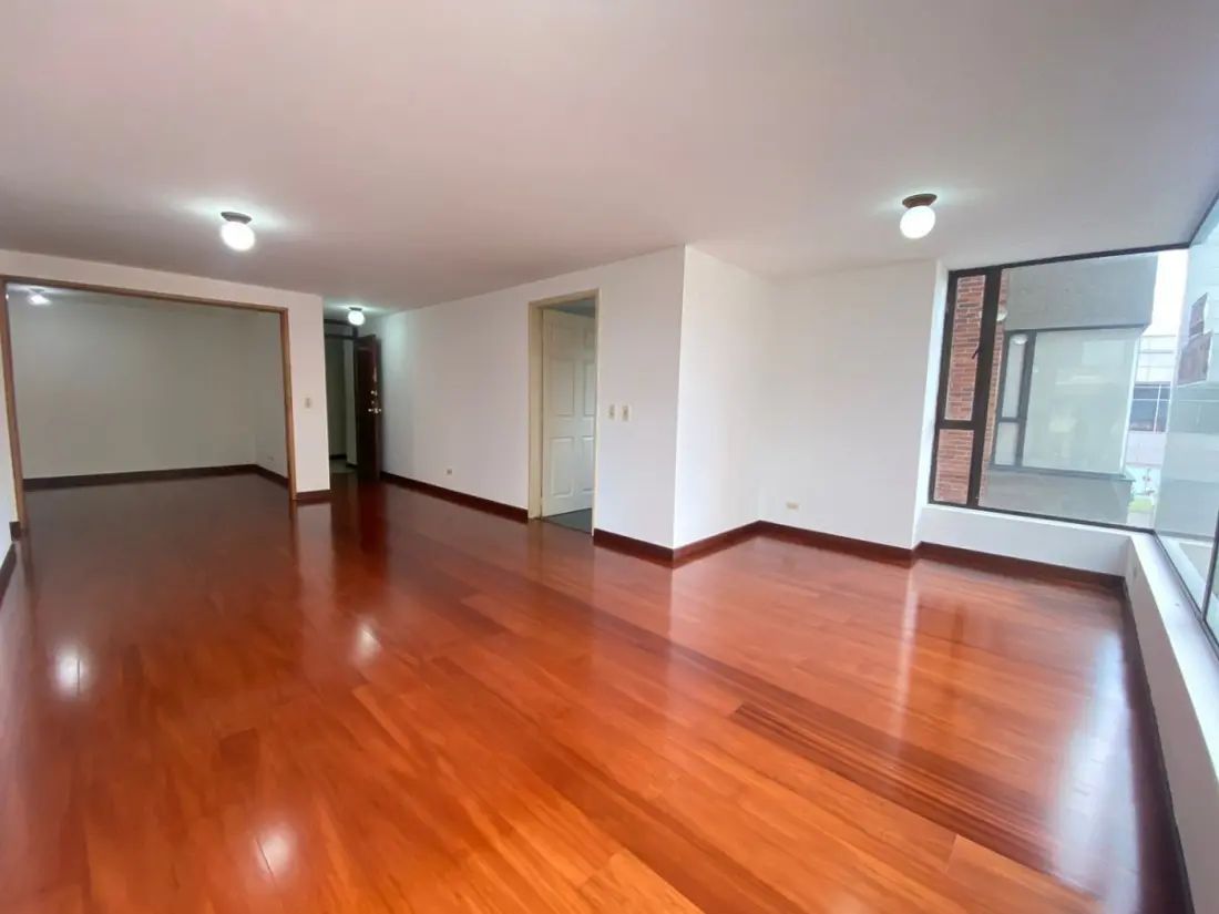 Apartamento en venta Cundinamarca Bogotá San José Del Prado 123 m2 Habitaciones 4 Baños 3 Garajes 2 Precio $416500000