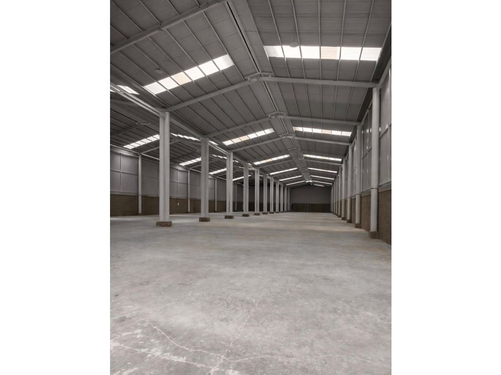Bodega en arriendo Valle Del Cauca Palmira Palmira 2000 m2 Habitaciones 0 Baños 4 Garajes 4 Precio $18700000
