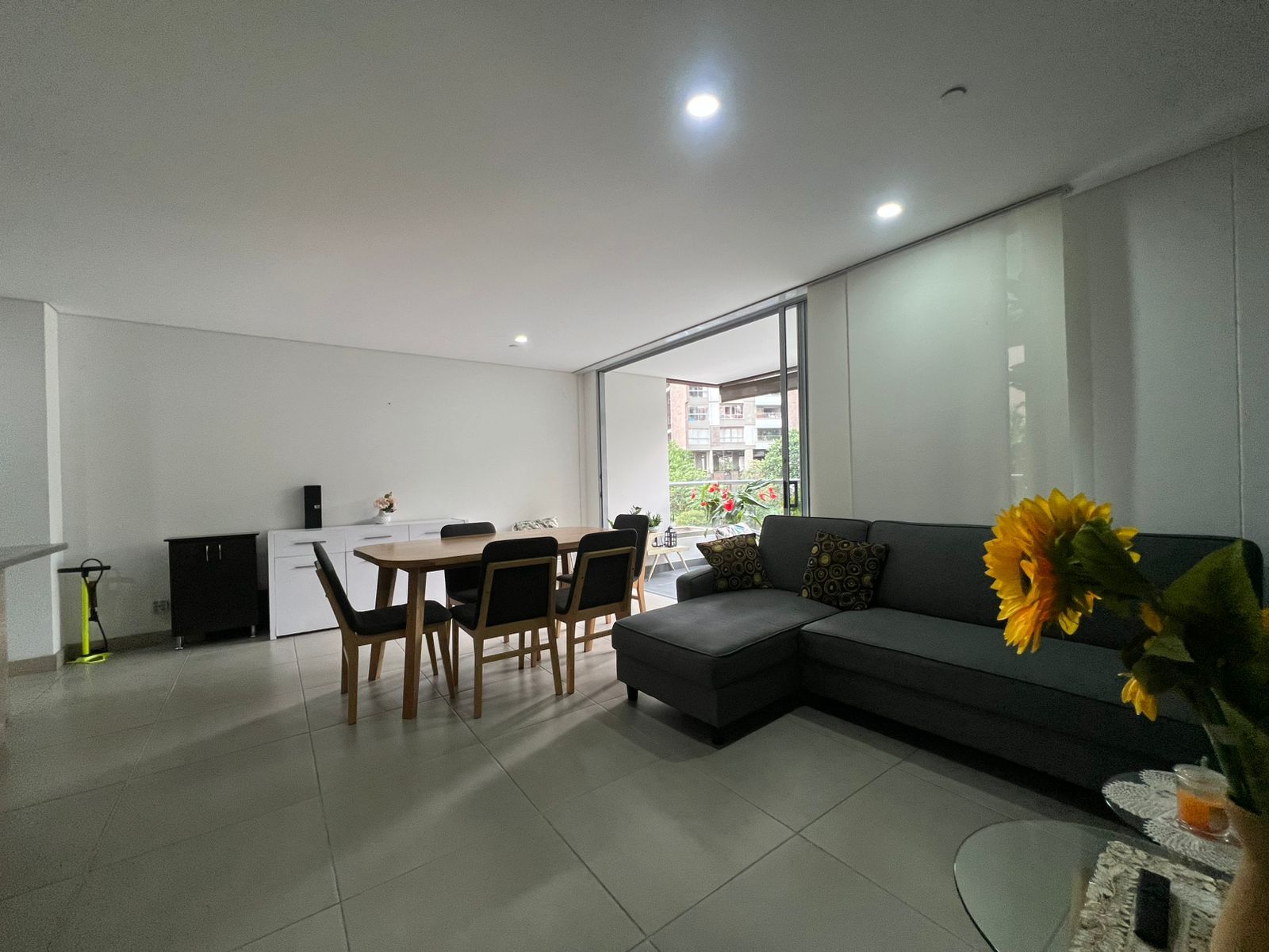 Apartamento en arriendo Antioquia Envigado La Inmaculada 103 m2 Habitaciones 3 Baños 3 Garajes 1 Precio $4850000