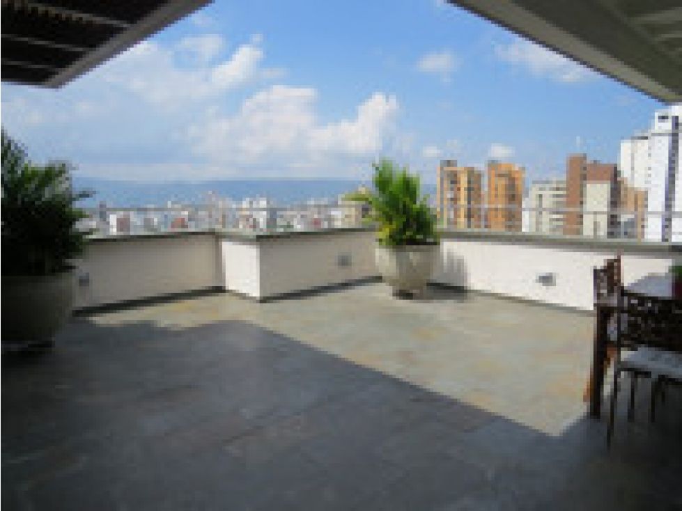 Apartamento en venta Santander Bucaramanga Centro 295 m2 Habitaciones 4 Baños 4 Garajes 2 Precio $1700000000