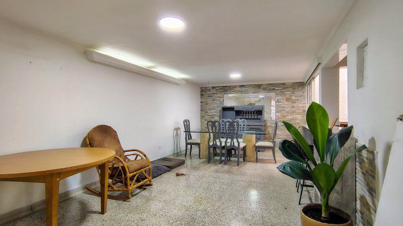 Casa en arriendo Antioquia Medellín Belencito 250 m2 Habitaciones 5 Baños 4 Garajes 1 Precio $4600000