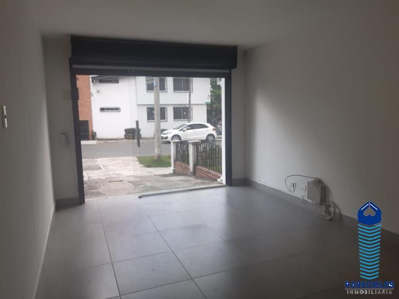Local en arriendo Antioquia Medellín Miravalle 35 m2 Habitaciones 0 Baños 1 Garajes 1 Precio $1700000