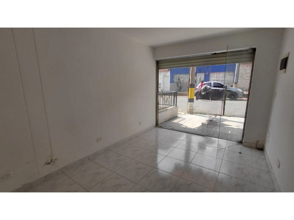 Local en arriendo Antioquia Medellín San Bernardo 30 m2 Habitaciones 0 Baños 1 Garajes 0 Precio $1500000