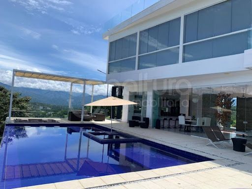 Finca en venta Antioquia Sopetrán Sopetran 313 m2 Habitaciones 4 Baños 4 Garajes 8 Precio $3500000000