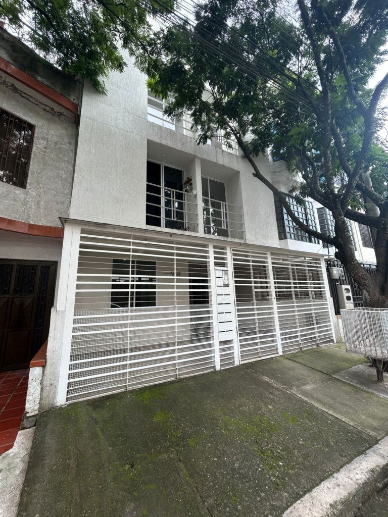 Apartaestudio en arriendo Valle Del Cauca Palmira Las Americas 20 m2 Habitaciones 1 Baños 1 Garajes 0 Precio $800000