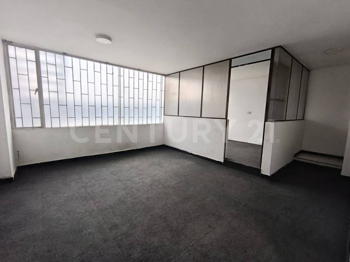 Oficina en arriendo Cundinamarca Bogotá Super Manzana 8 23 m2 Habitaciones 0 Baños 1 Garajes 0 Precio $850000