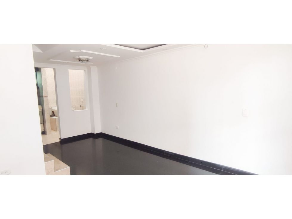 Casa en arriendo Cundinamarca Bogotá Las Margaritas 30 m2 Habitaciones 4 Baños 2 Garajes 0 Precio $1200000