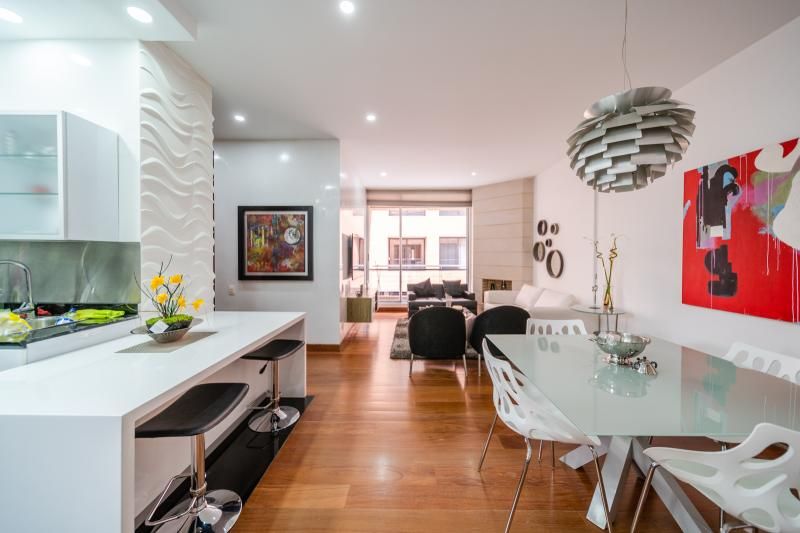 Apartamento en arriendo Cundinamarca Bogotá Chico Norte Et Ii 100 m2 Habitaciones 2 Baños 2 Garajes 2 Precio $8035000