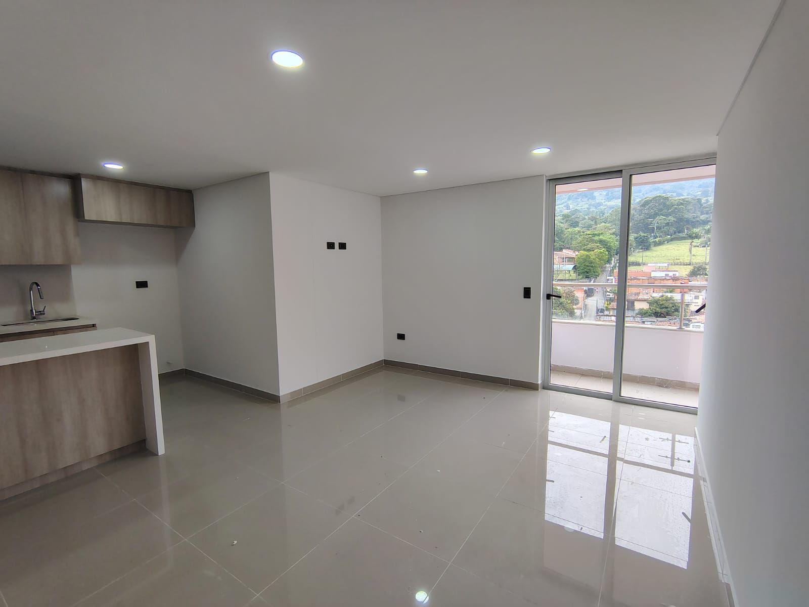 Apartamento en venta Antioquia La Estrella Centro 60 m2 Habitaciones 2 Baños 2 Garajes 1 Precio $450000000