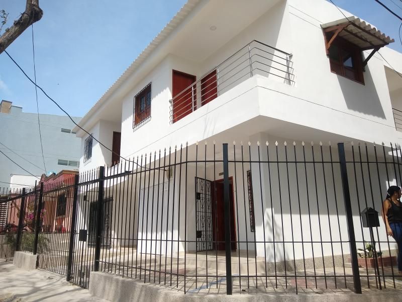 Casa en arriendo Atlántico Barranquilla Las Delicias 130 m2 Habitaciones 3 Baños 3 Garajes 1 Precio $2500000