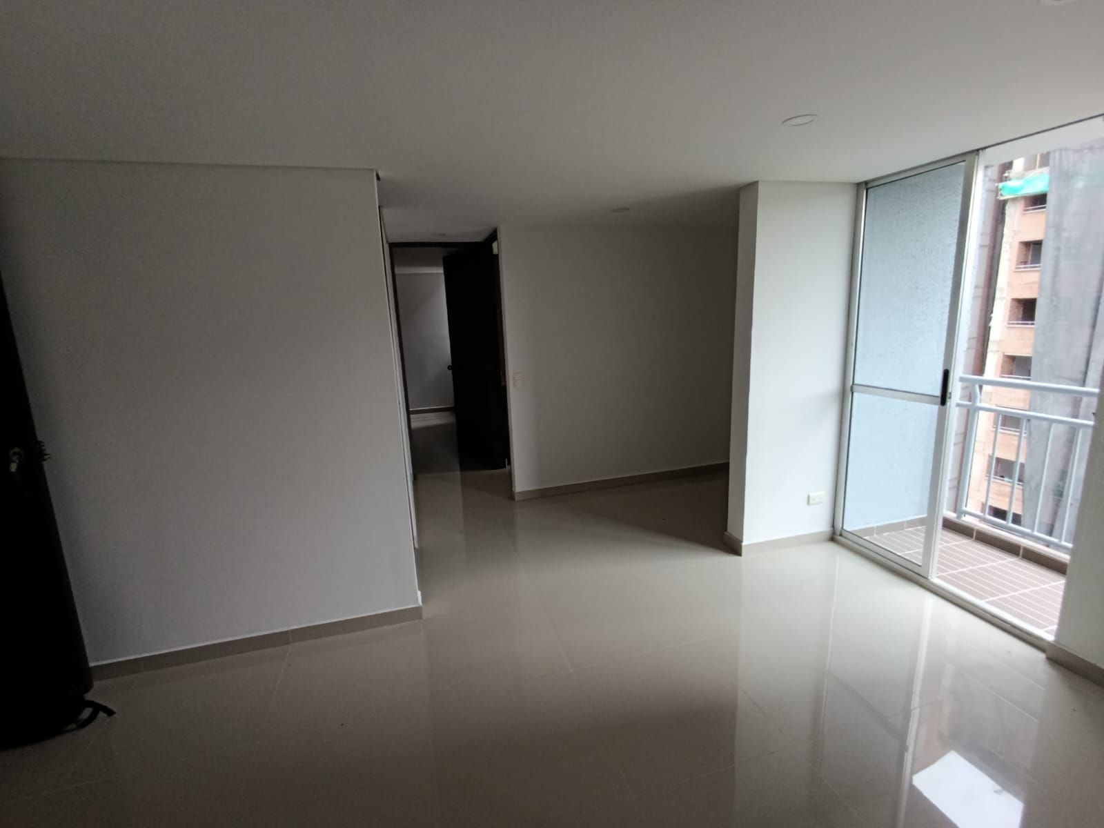 Apartamento en arriendo Antioquia Itagüí Ditaires 63 m2 Habitaciones 2 Baños 2 Garajes 1 Precio $2100000