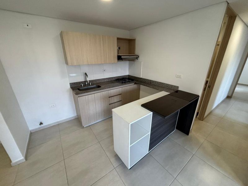 Apartamento en venta Antioquia Itagüí Ditaires 70 m2 Habitaciones 3 Baños 2 Garajes 0 Precio $550000000