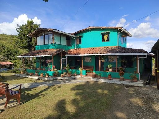 Finca en venta Antioquia San Vicente San Vicente 350 m2 Habitaciones 5 Baños 4 Garajes 2 Precio $780000000