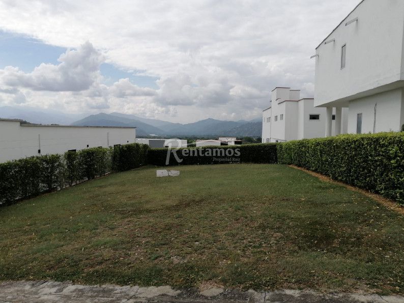 Lote en venta Antioquia Santafé De Antioquia Santafé De Antioquia 351 m2 Habitaciones 0 Baños 0 Garajes 0 Precio $270000000